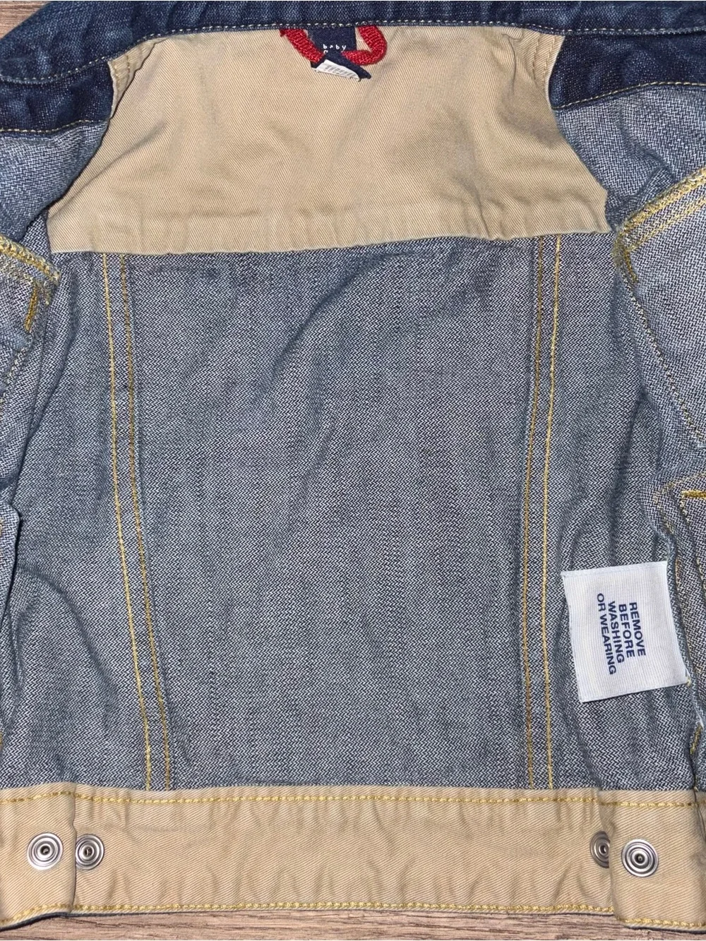 Gap Kids Boys Girls Snap Front Denim Trucker Jacket Size 18-24 months